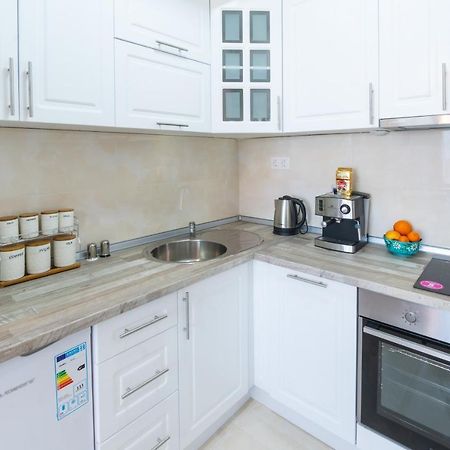 Modern ǀ 1 Bedroom ǀ Wifi Skopje Esterno foto