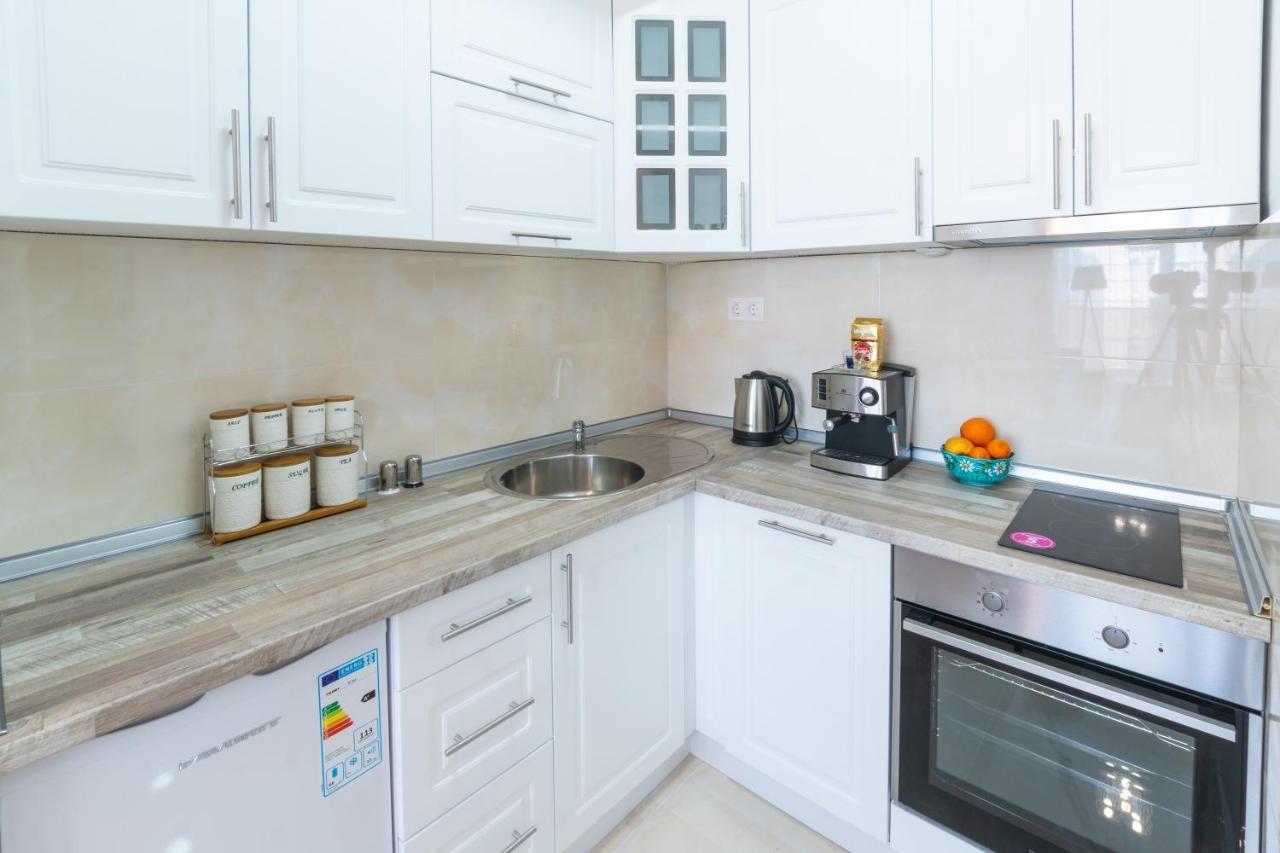 Modern ǀ 1 Bedroom ǀ Wifi Skopje Esterno foto