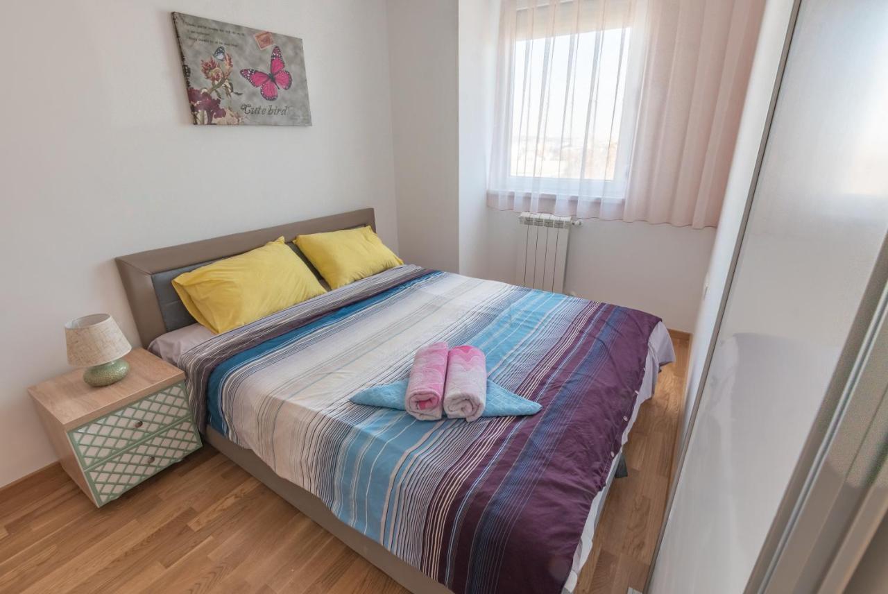 Modern ǀ 1 Bedroom ǀ Wifi Skopje Esterno foto