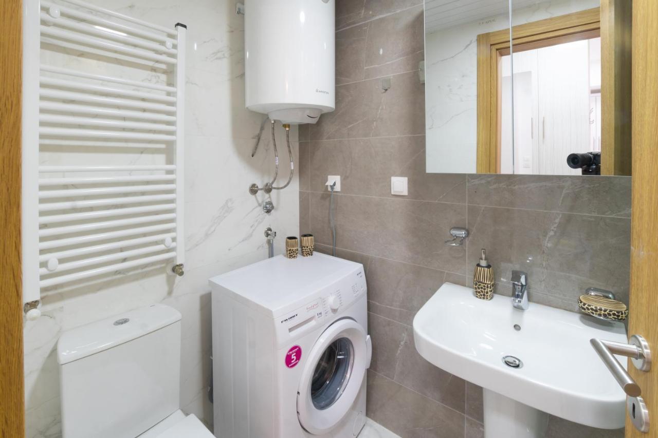 Modern ǀ 1 Bedroom ǀ Wifi Skopje Esterno foto
